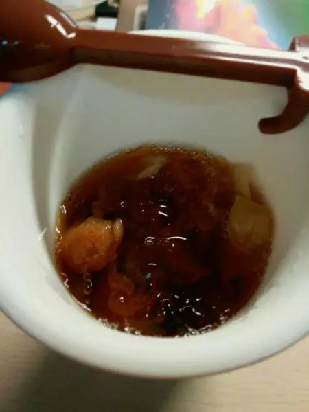 简易版桃胶银耳糖水