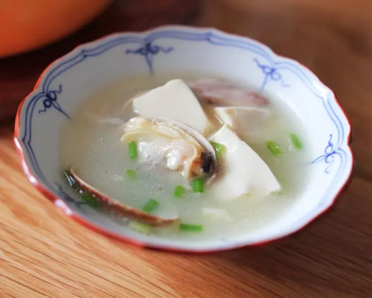 三文魚頭豆腐湯，高蛋白質減肥食譜