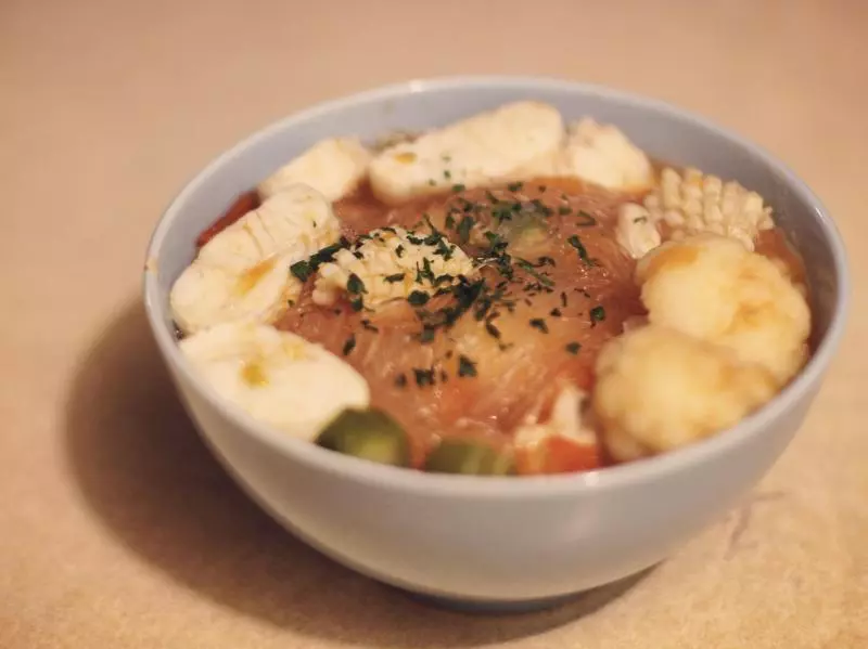减肥减脂餐（286卡路里）：番茄龙利鱼粉丝汤