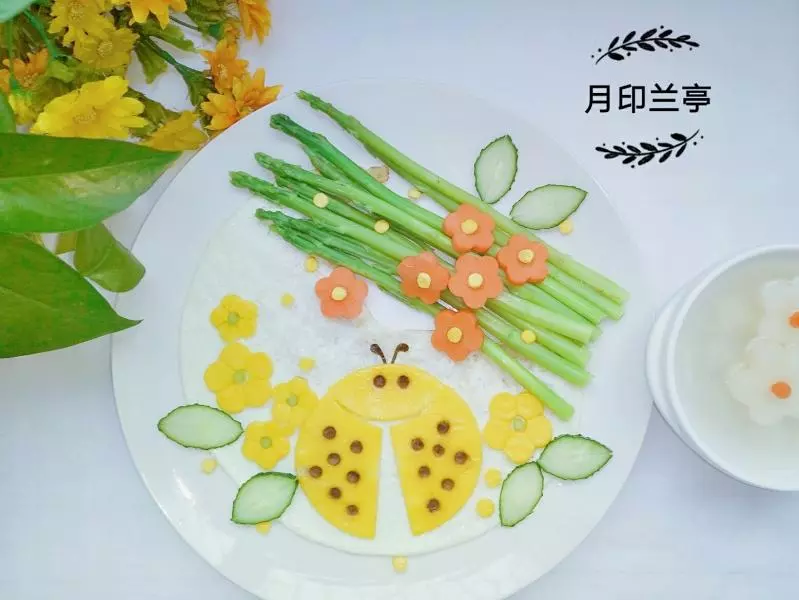 簡單美麗的盤飾（2）——用雞蛋也可以裝飾餐盤