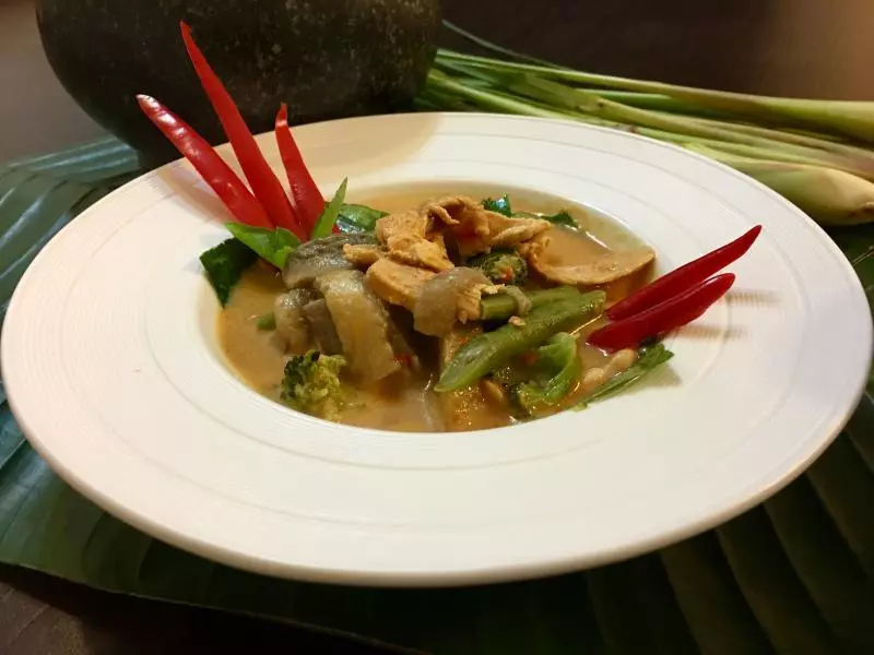 經典泰國風味︱泰式紅咖喱雞