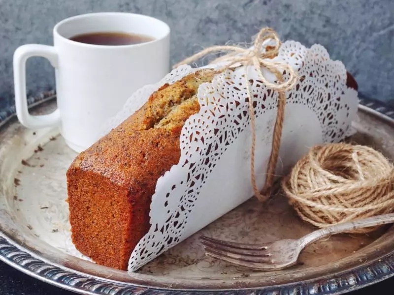 红茶罂粟籽磅蛋糕