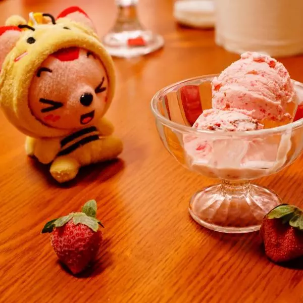 草莓冰淇淋（冰淇淋机版）