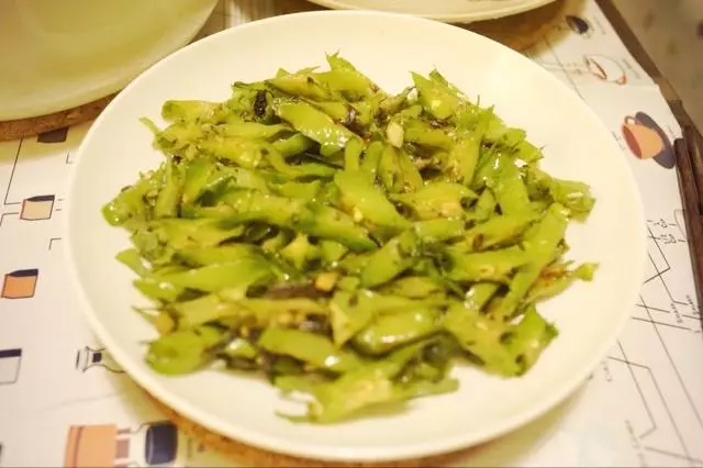 榄菜龙豆