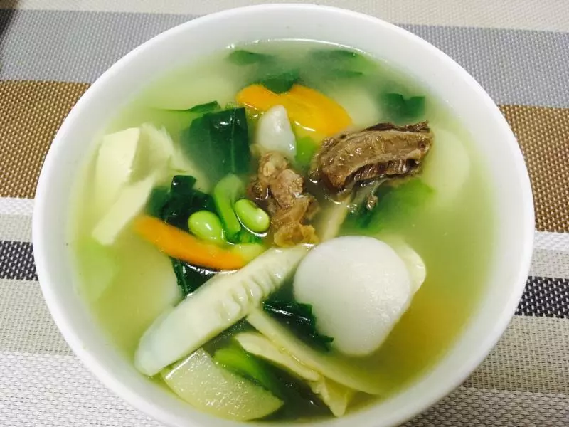 菱湖青菜年糕汤