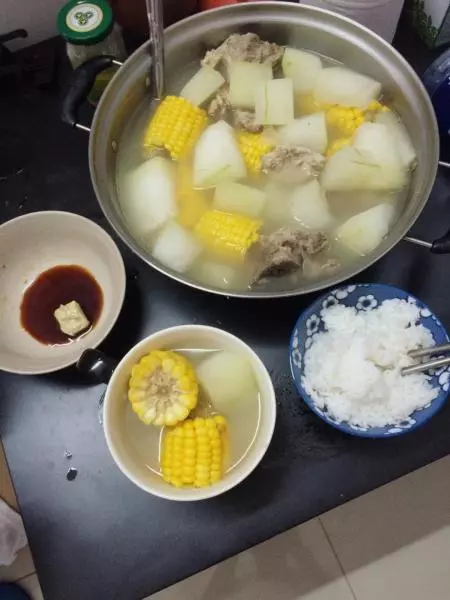 冬瓜玉米排骨湯