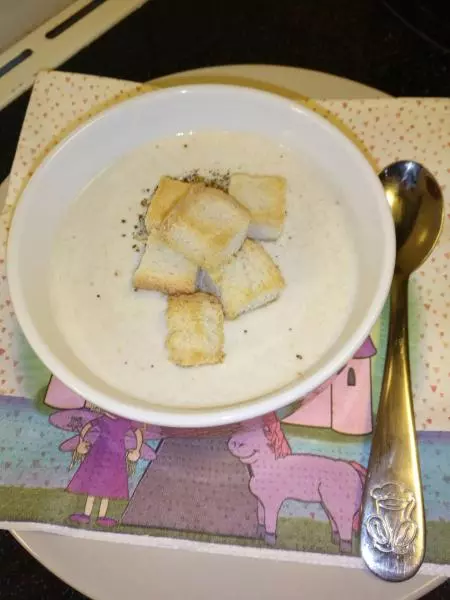奶油蘑菇湯