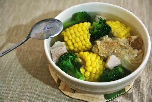 粟米腐皮排骨汤
