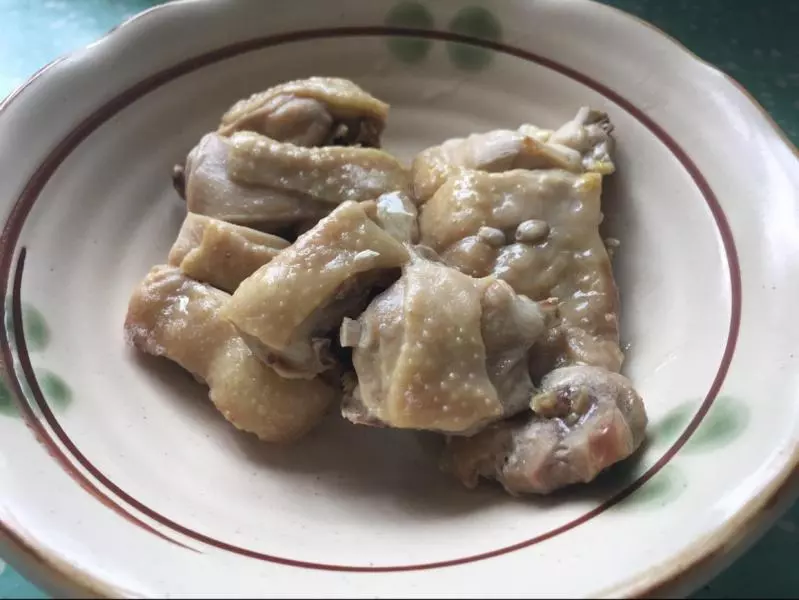 超级简单的电饭锅盐焗鸡