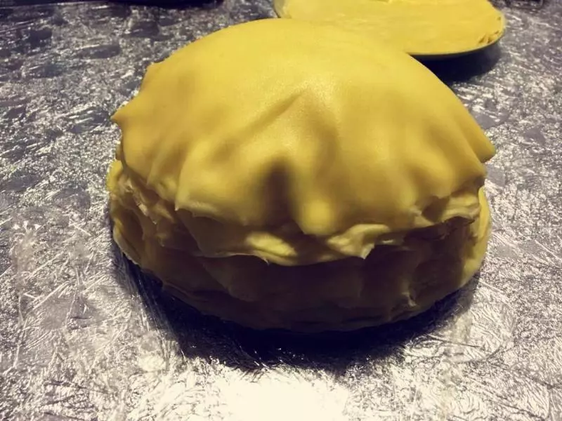 榴槤千層蛋糕