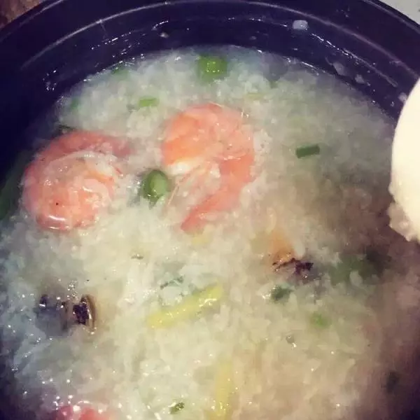 鮑魚蘆筍大蝦海鮮粥
