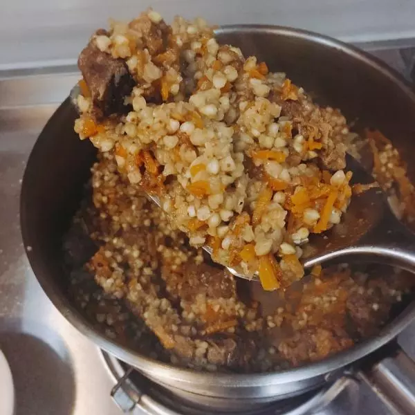 荞麦牛肉手抓饭 Buckwheat and Beef Pilaf