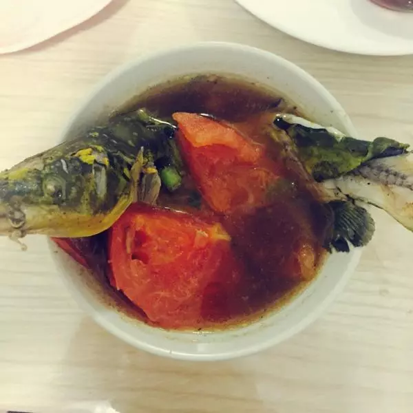 美味昂刺鱼西红柿汤