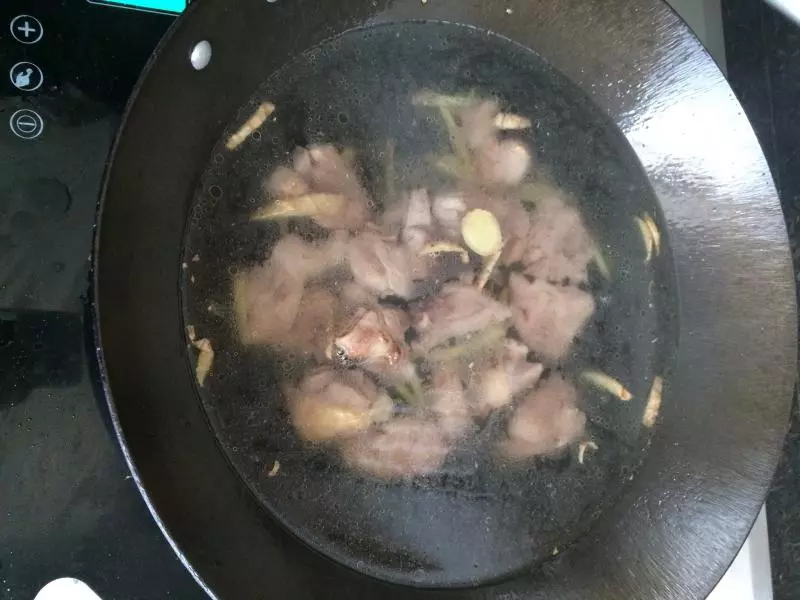 鸭肉粿条