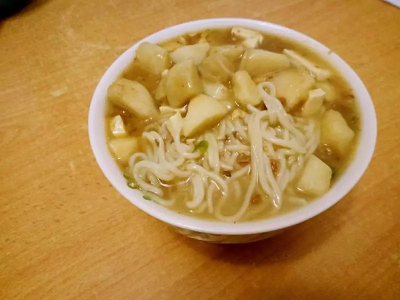 芋艿豆腐高汤面