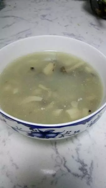 簡單濃郁素菌湯
