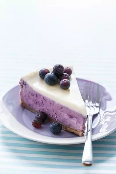 蓝莓奶油蛋糕?