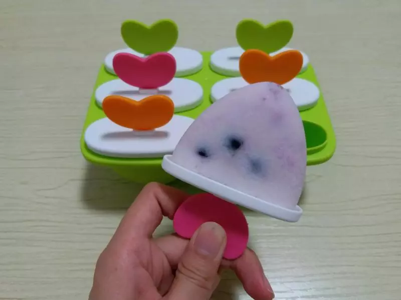 自制蓝莓酸奶雪糕冰淇淋