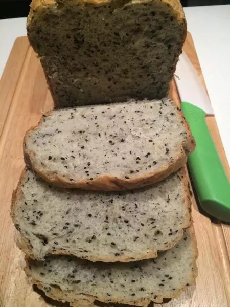 黑芝麻盐面包(面包机版)