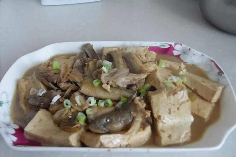 廣魚燒豆腐