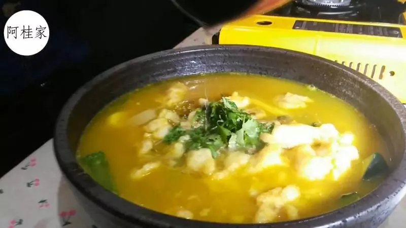 阿桂家 第一集 黃金咖喱龍利魚鍋