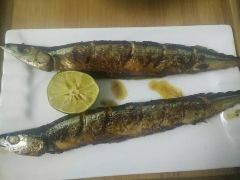 海鹽烤秋刀魚