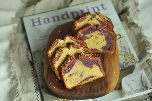 芝麻紫薯大理石磅蛋糕