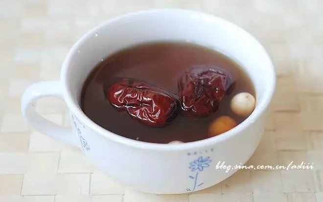 建莲红枣汤