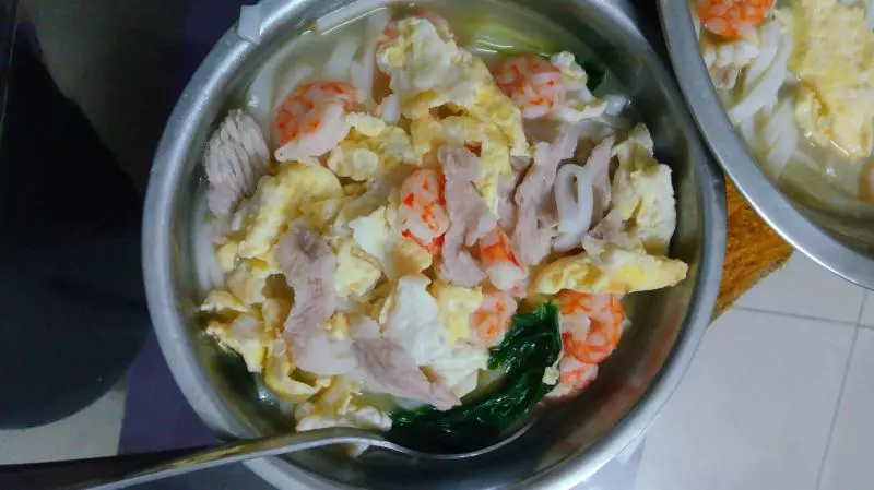 陆丰粿条汤