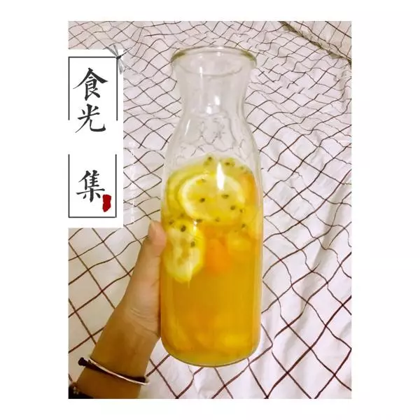 金桔柠檬百香果茶