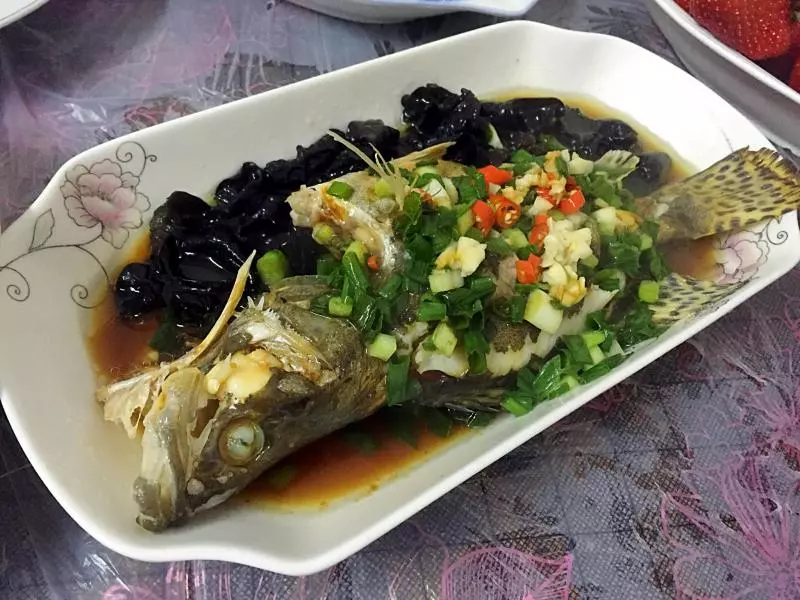 蔥油桂魚
