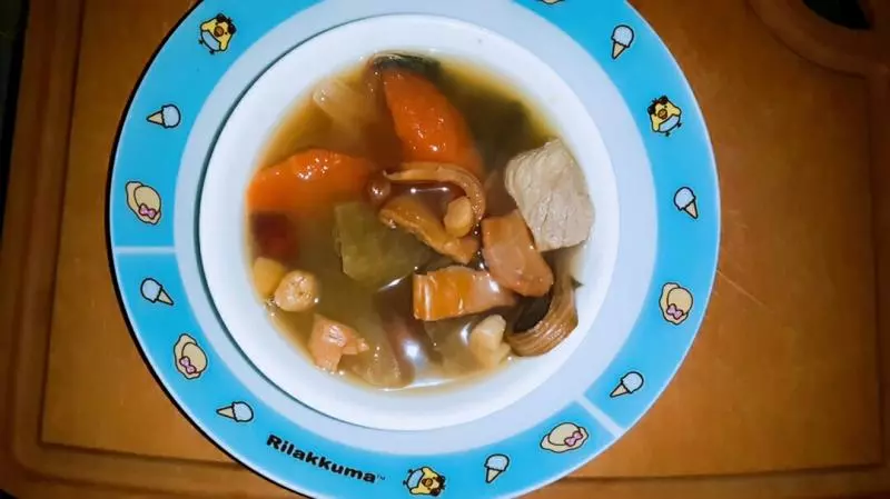 青红萝卜菜干汤