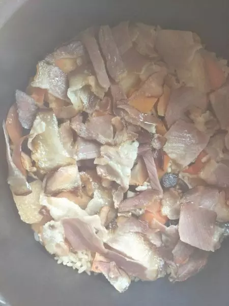 山藥胡蘿蔔香菇燻肉拌飯
