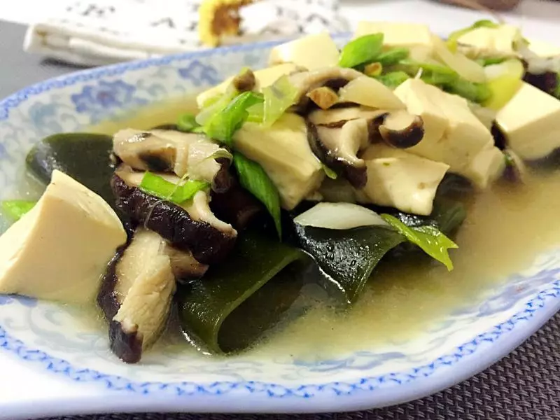海带炖香菇豆腐
