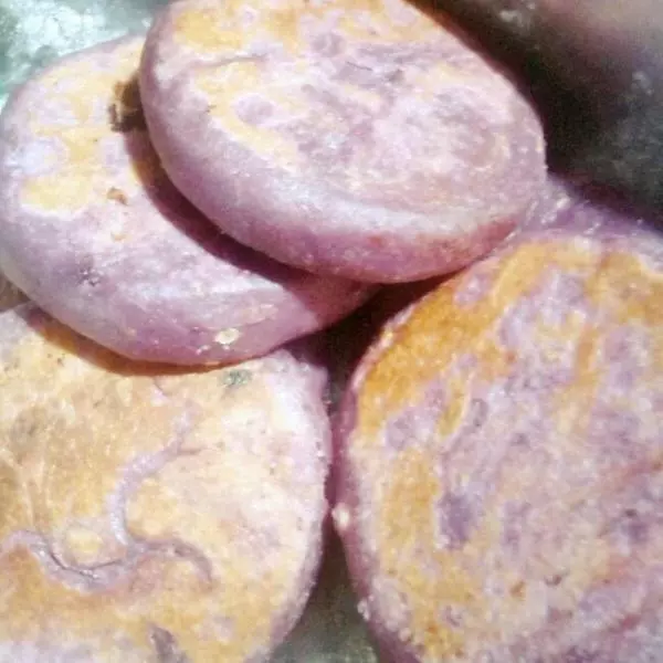 红豆薏米紫薯饼