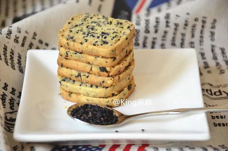 黑芝麻海苔饼干—别样的风味