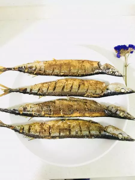 烤箱秋刀魚