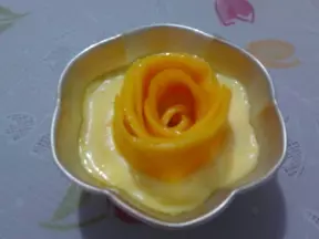 黄玫瑰芒果布丁
