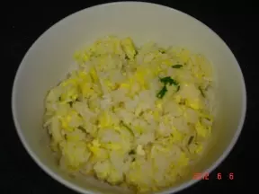 简单菜8:葱香蛋炒饭