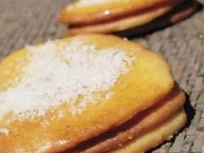 蜜糖椰子爱心夹心饼干