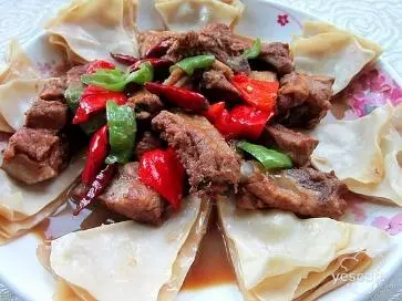 新疆美食——焖羊肉