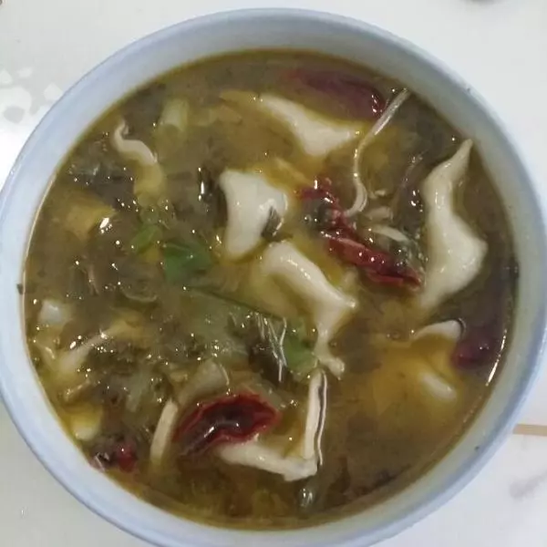 酸汤水饺