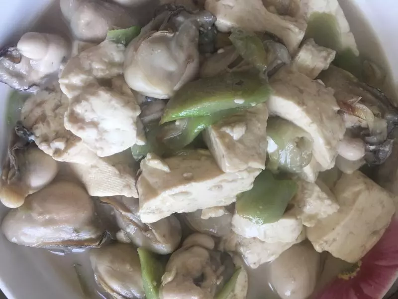 丝瓜豆腐炖海蛎子