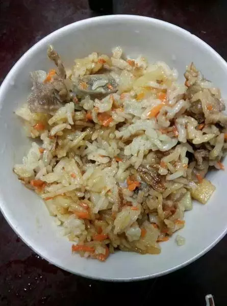 土豆胡萝卜排骨饭
