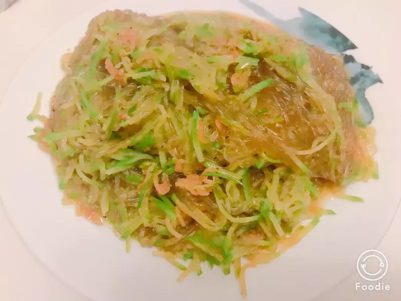 虾皮萝卜炒粉条——青岛的家常菜
