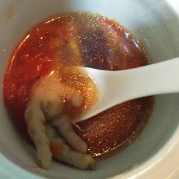 鸡爪番茄汤