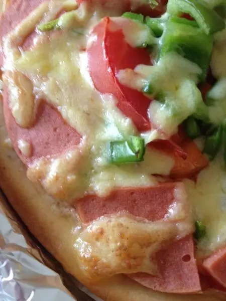 香肠杂蔬披萨