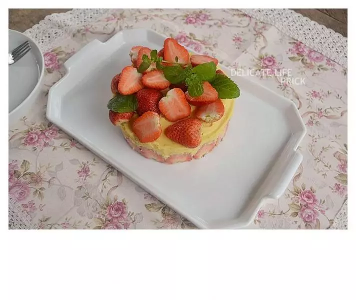 草莓蛋糕与Mousseline