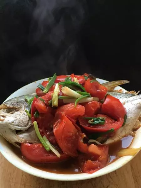西紅柿燜鯧魚