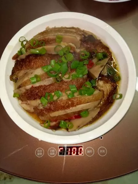 檳榔芋蒸扣肉